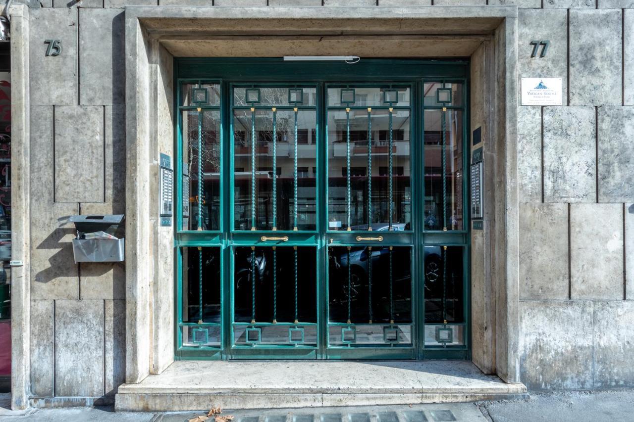Naima Apartment San Pietro Rome Bagian luar foto